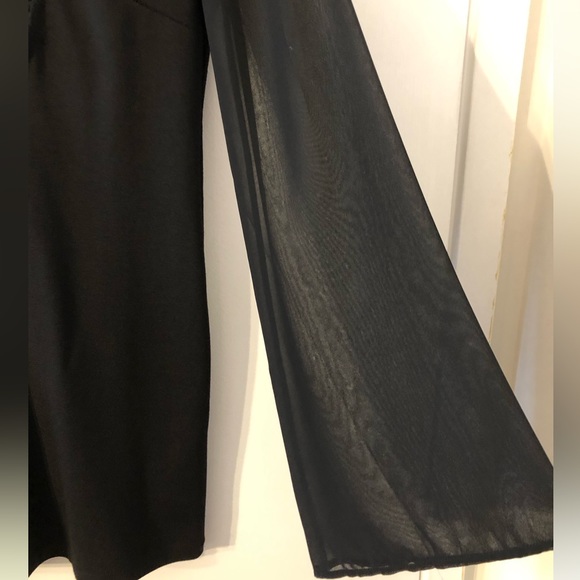 Cute black mini-dress with laced front & sheer sleeves - Picture 4 of 5